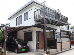 淡路島淡路市Y様邸　人気色のホワイトの塗装で、スタイリッシュでモダンな印象のお宅になりました！